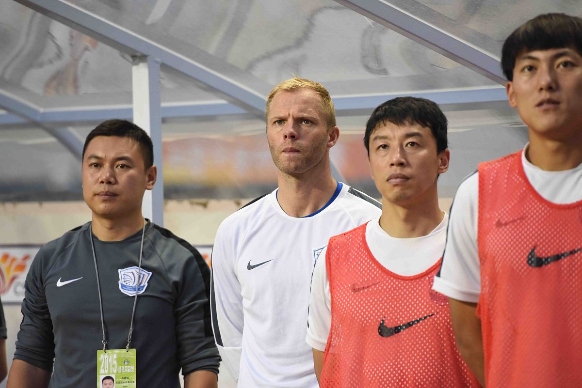 熊猫直播平台-战术调整带来意想不到的效果,球队取得胜利