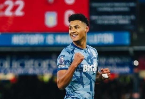 关于英格兰球星伤愈复出,球队士气大振的信息 关于英格兰球星伤愈复出,球队士气大振的信息