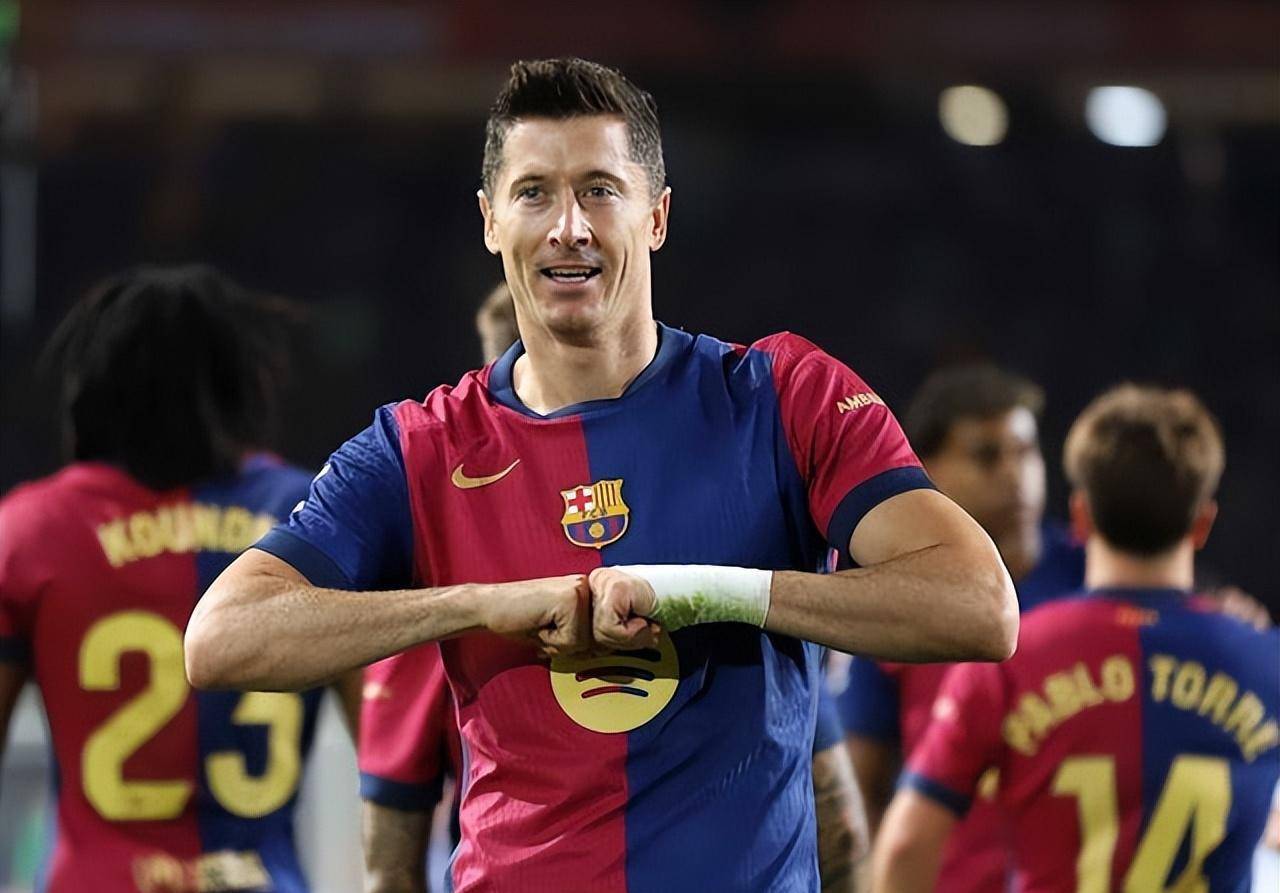 熊猫直播平台-包含奥萨苏纳后卫犯规过多,导致比赛失利的词条