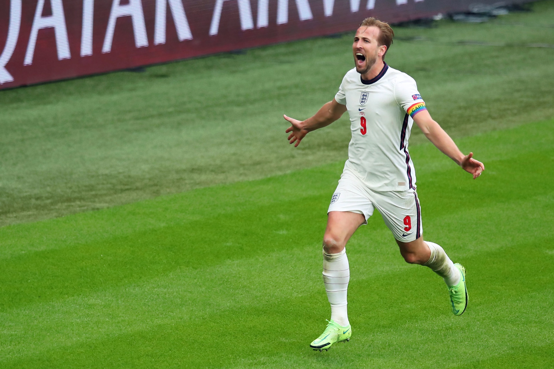 英格兰球队迎来了一场紧张的欧洲对决 英格兰球队迎来了一场紧张的欧洲对决