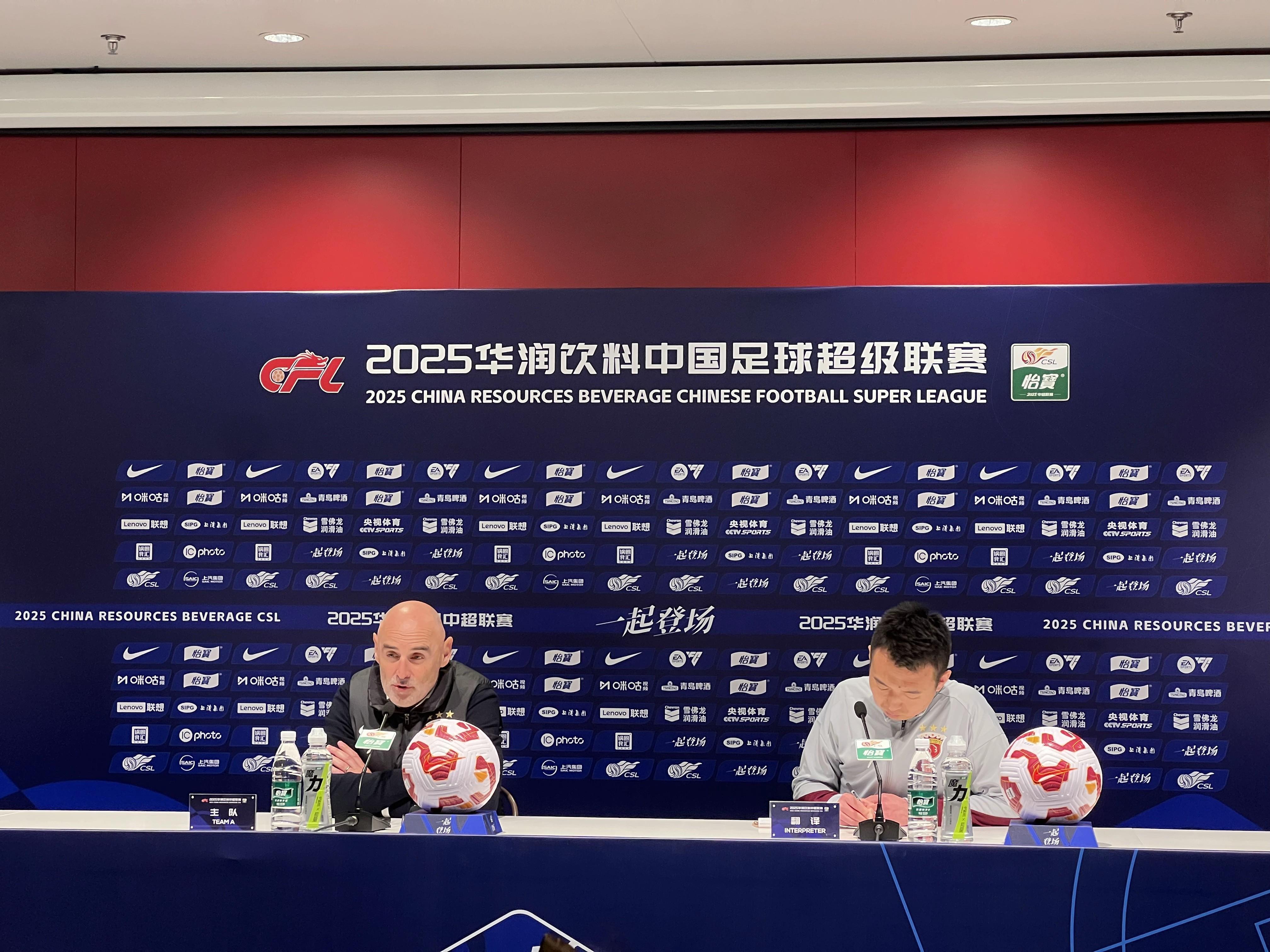 精彩比拼持续升温，球队备战抢夺胜利