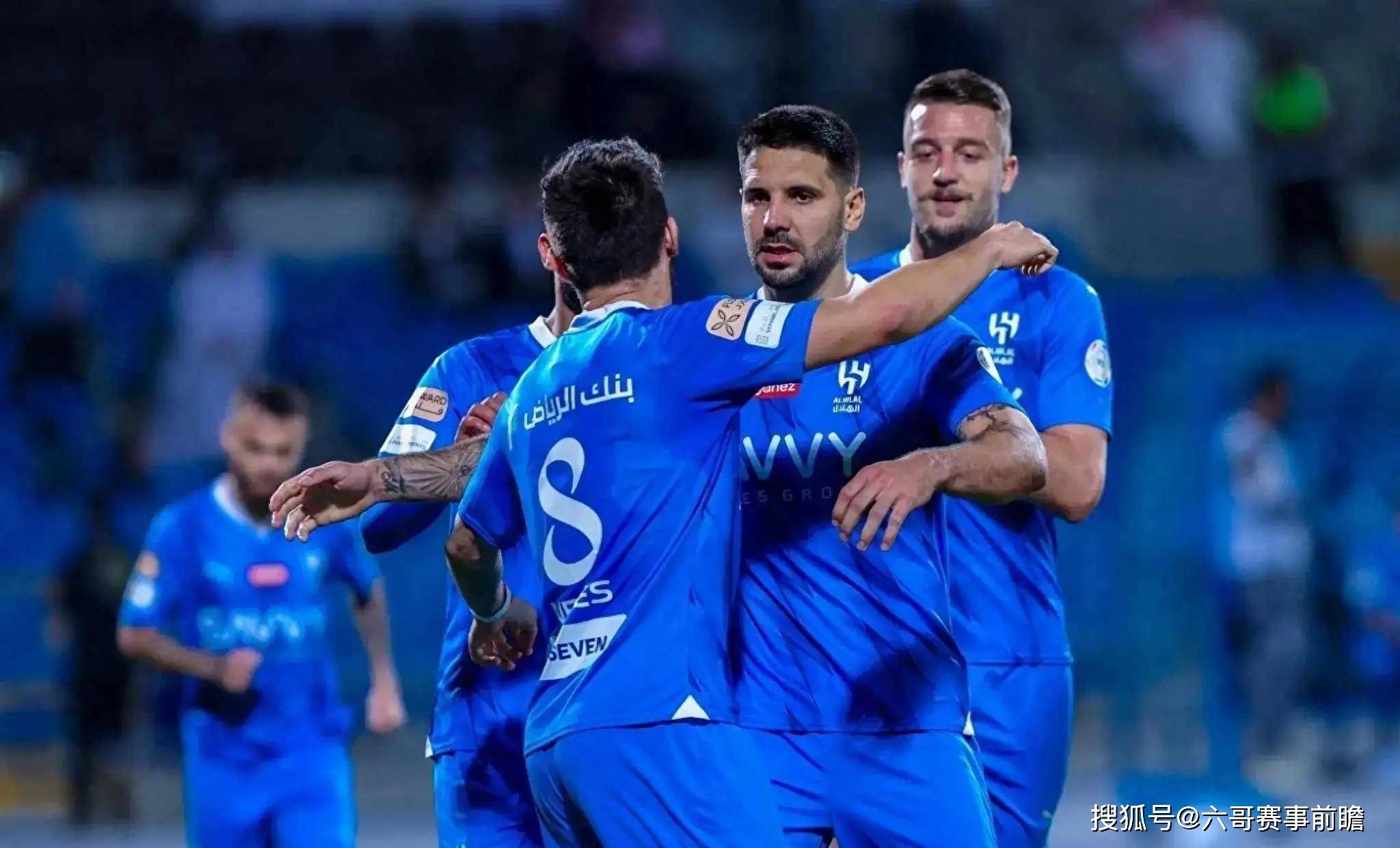 精彩对决展开,亚冠比赛悬念颇多 精彩对决展开,亚冠比赛悬念颇多