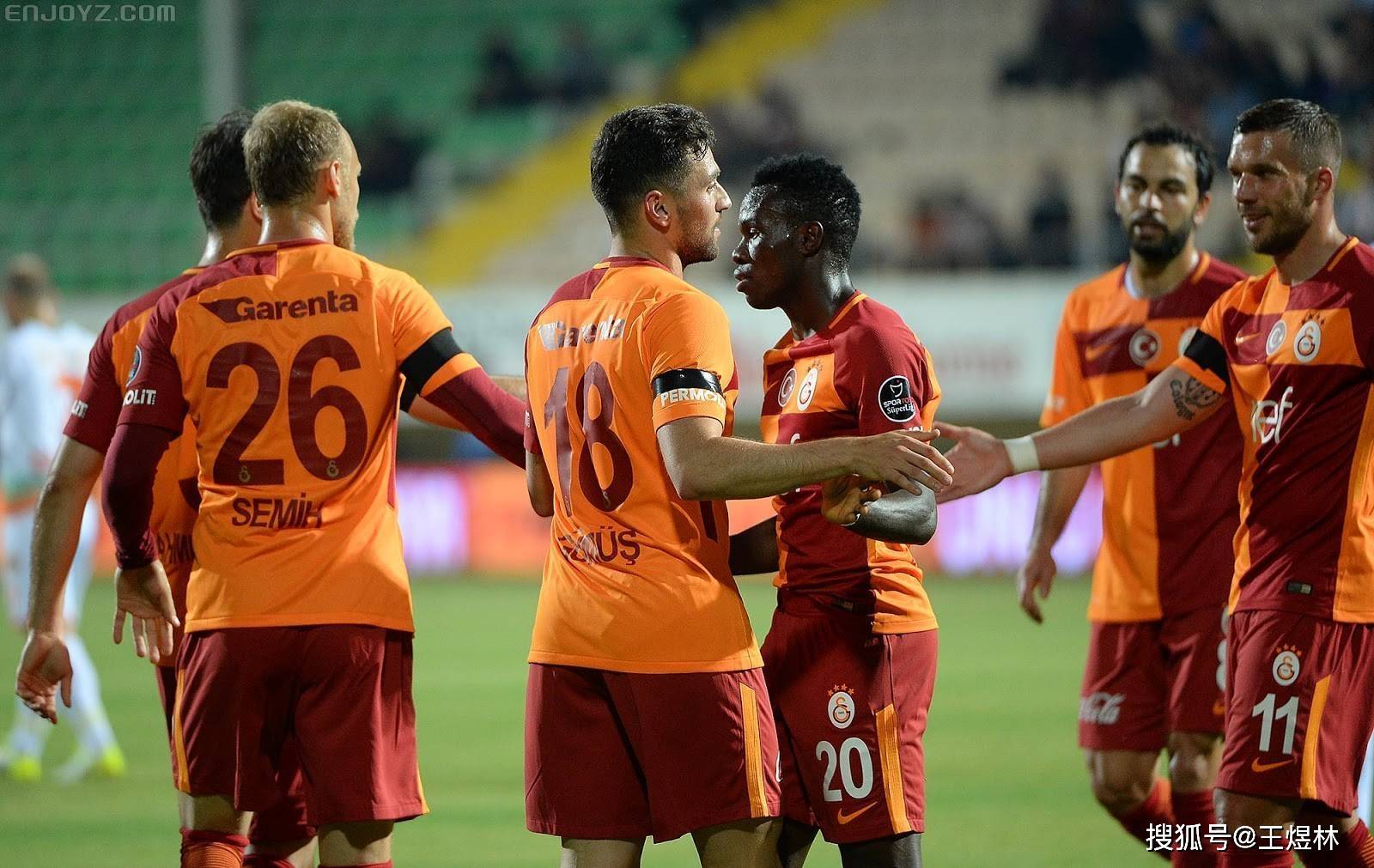 熊猫直播平台-欧冠赛场烽火再燃,豪门争霸一触即发的简单介绍