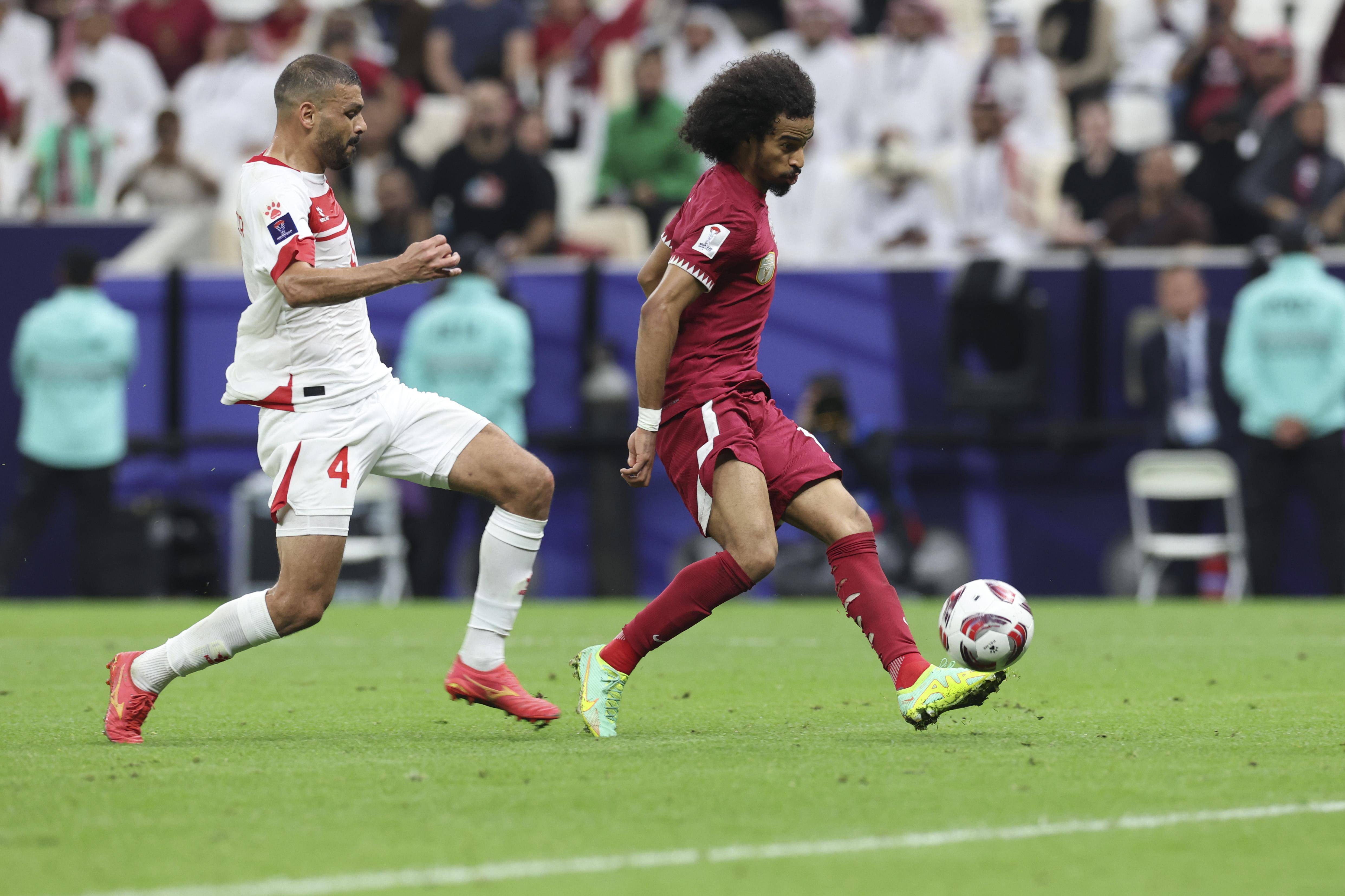 熊猫体育直播-黎巴嫩球员力挺队友,团结一心迎接挑战的简单介绍