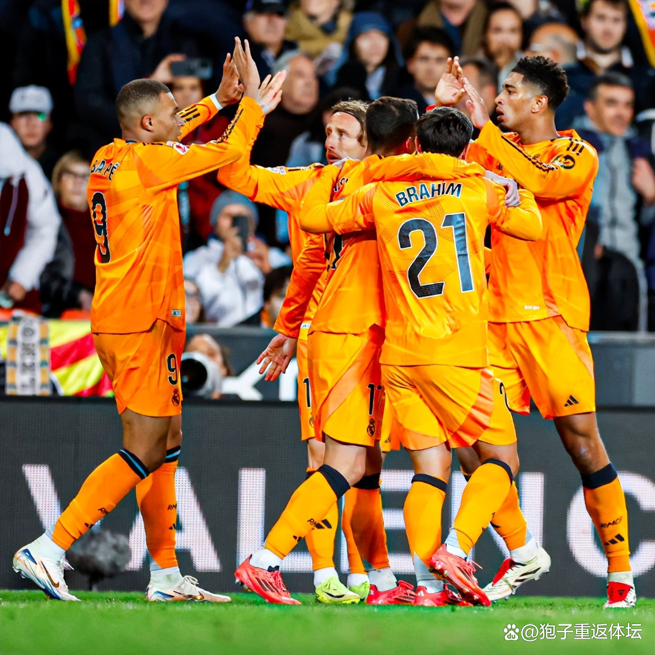 皇马客场击败对手,迎来关键胜利 皇马客场击败对手,迎来关键胜利