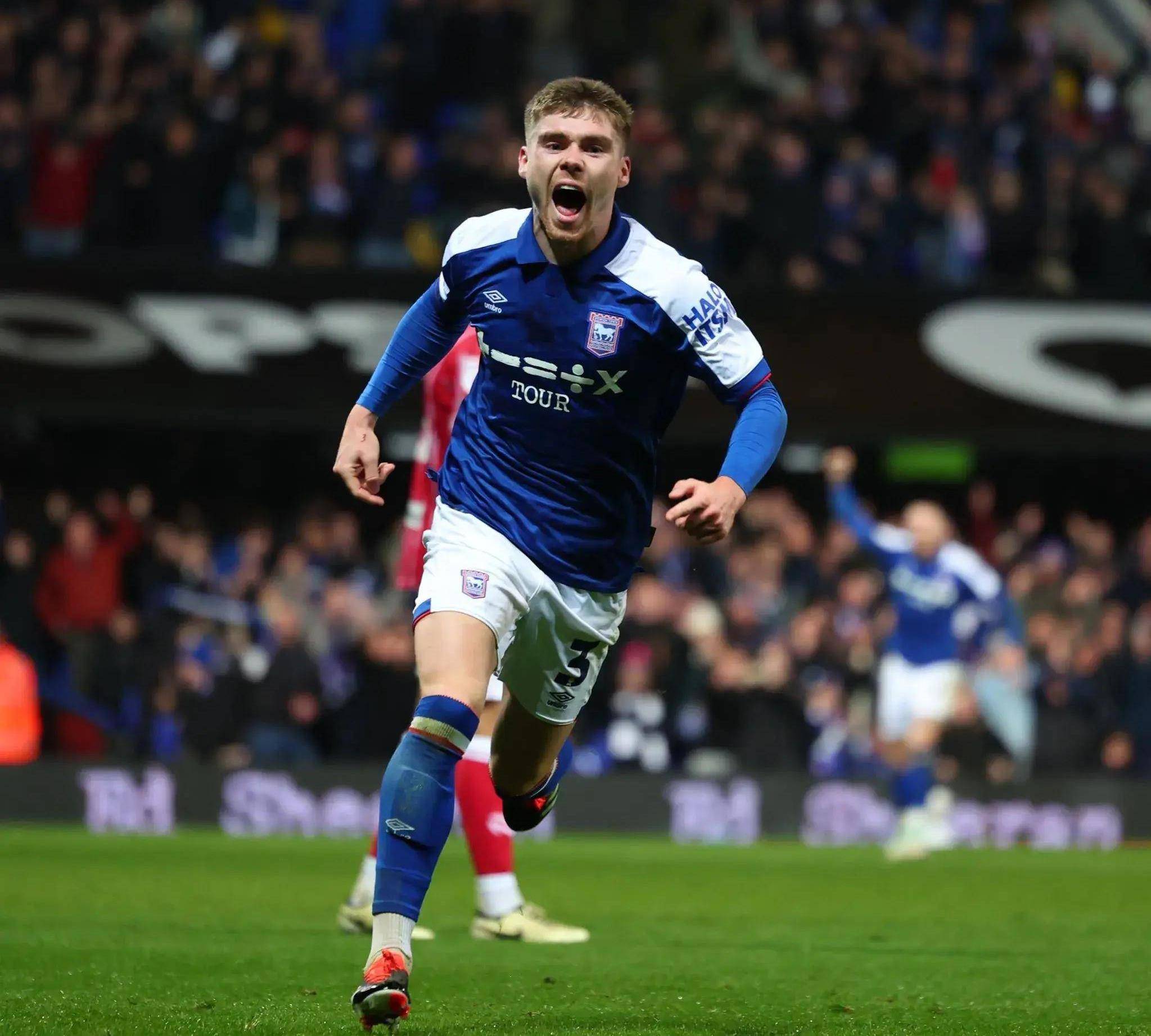 熊猫直播平台-包含莱斯特城取得连胜，逐渐追赶积分榜前列的词条