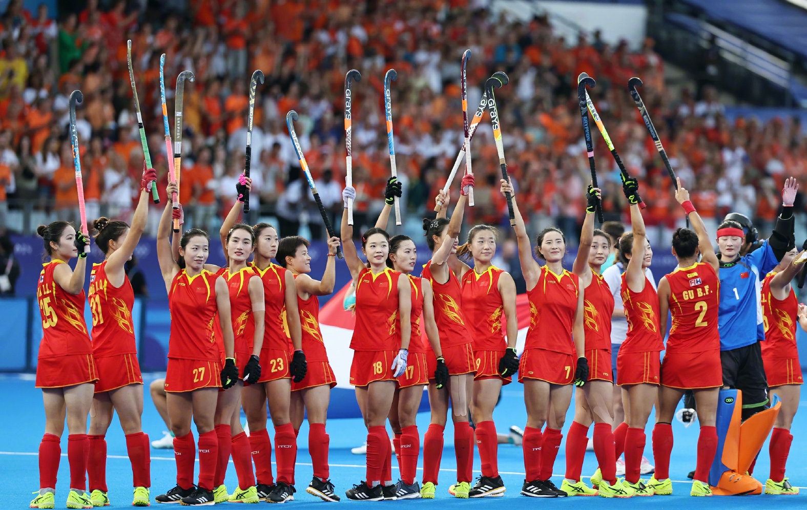 熊猫体育平台-中国女子曲棍球队大胜晋级半决赛