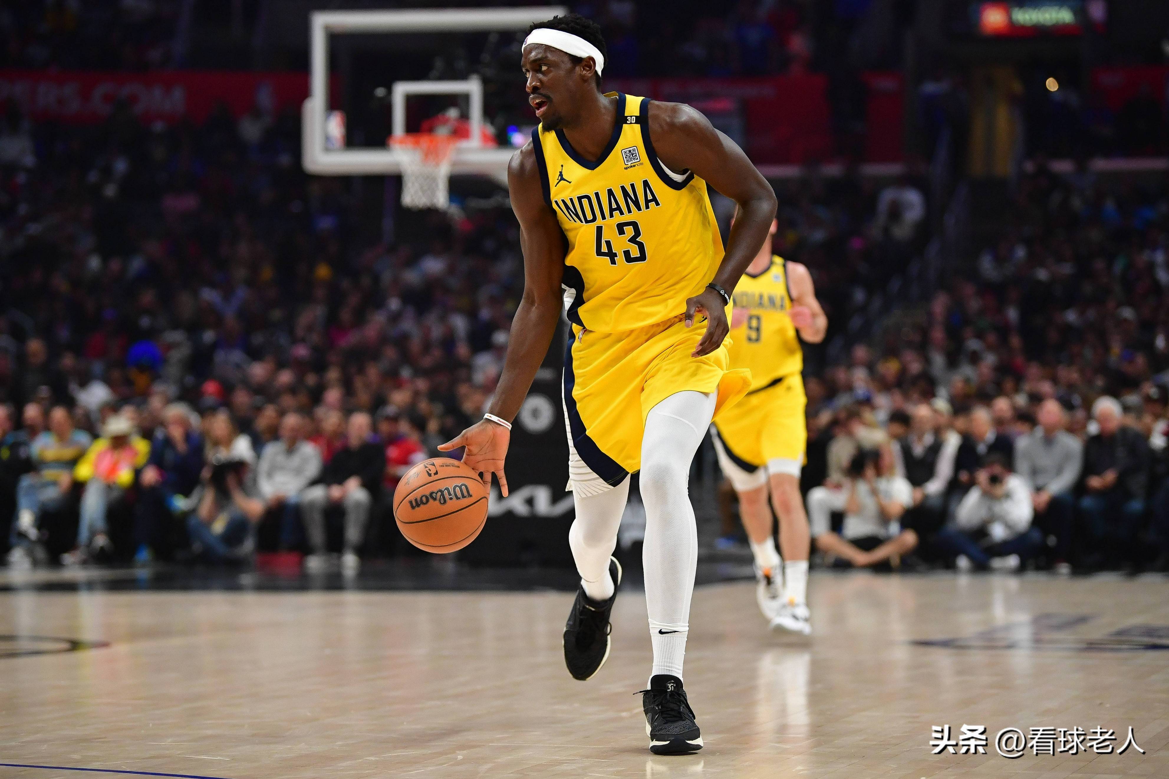 包含步行者负于勇士，沃克独中分表现出色的词条