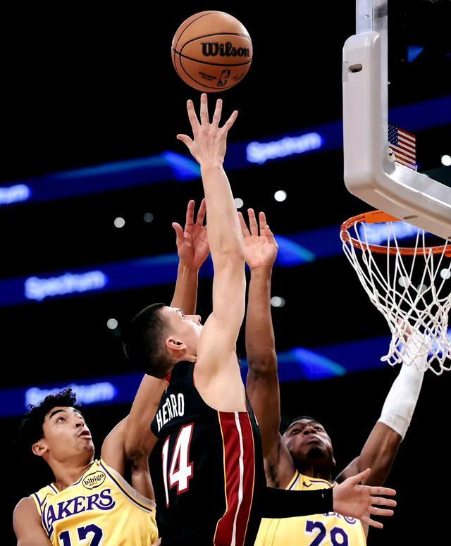 熊猫直播官网-关于热火队后卫挑大梁,连续抢分的信息