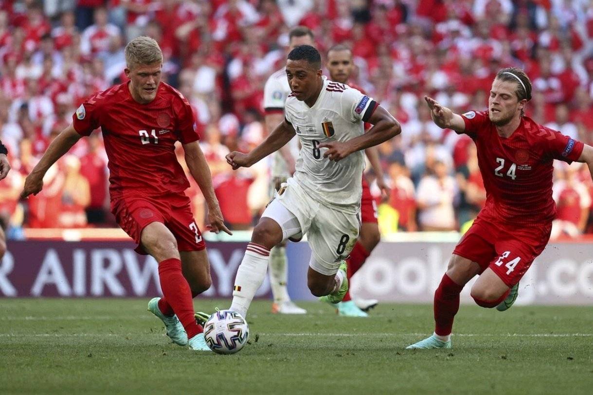 熊猫直播平台-包含马其顿客场逆转法国,出线机会大增的词条