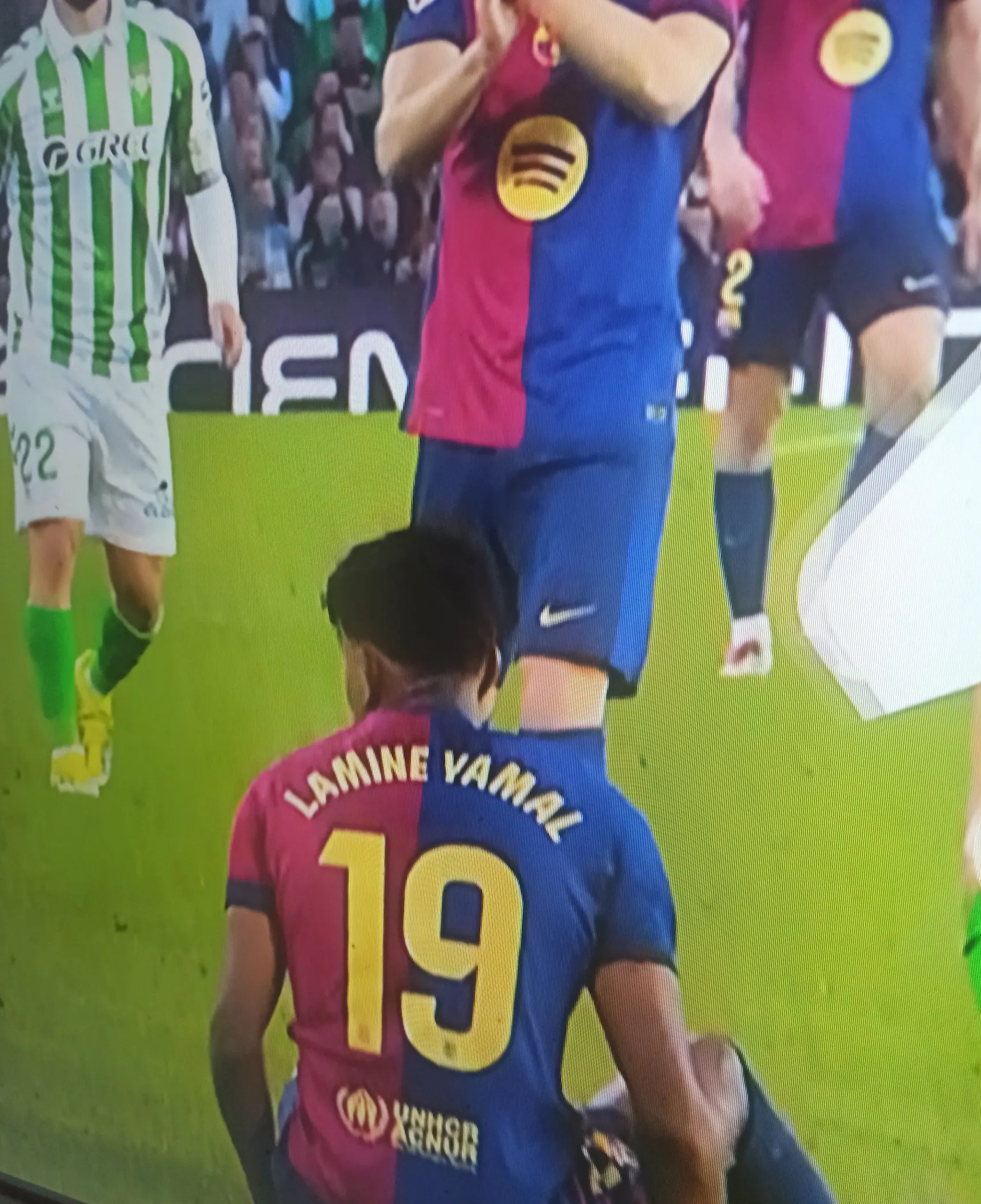 皇马王者归来,逆转晋级欧冠决赛 皇马王者归来,逆转晋级欧冠决赛