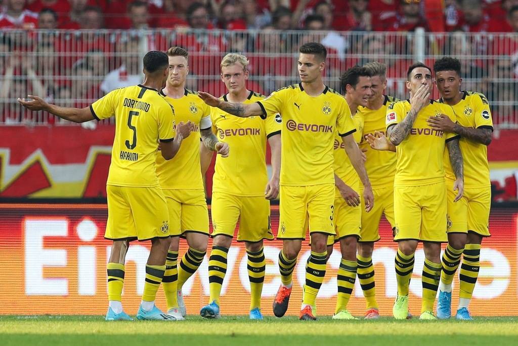 熊猫体育app-斯图加特战术灵活，成功战胜对手