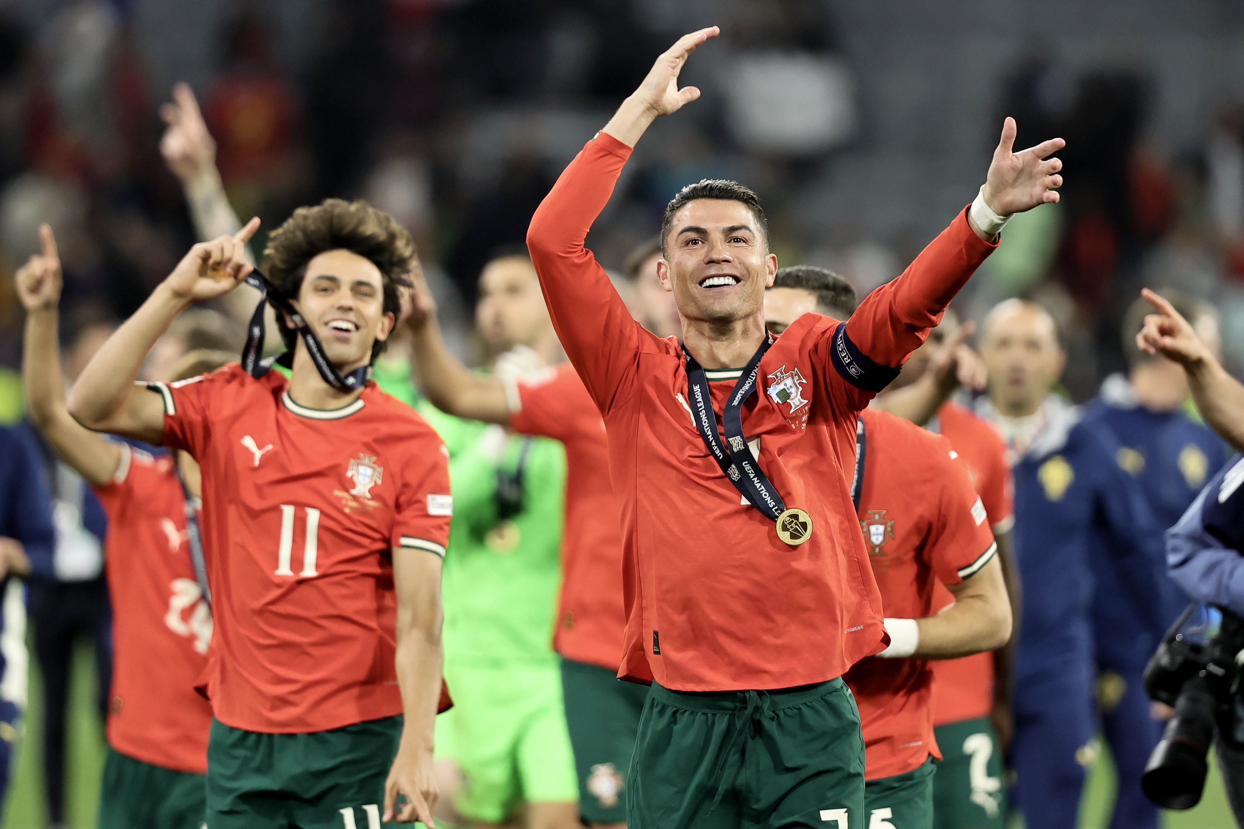 葡萄牙球员集体发威,轻松战胜卢森堡的简单介绍 葡萄牙球员集体发威,轻松战胜卢森堡的简单介绍