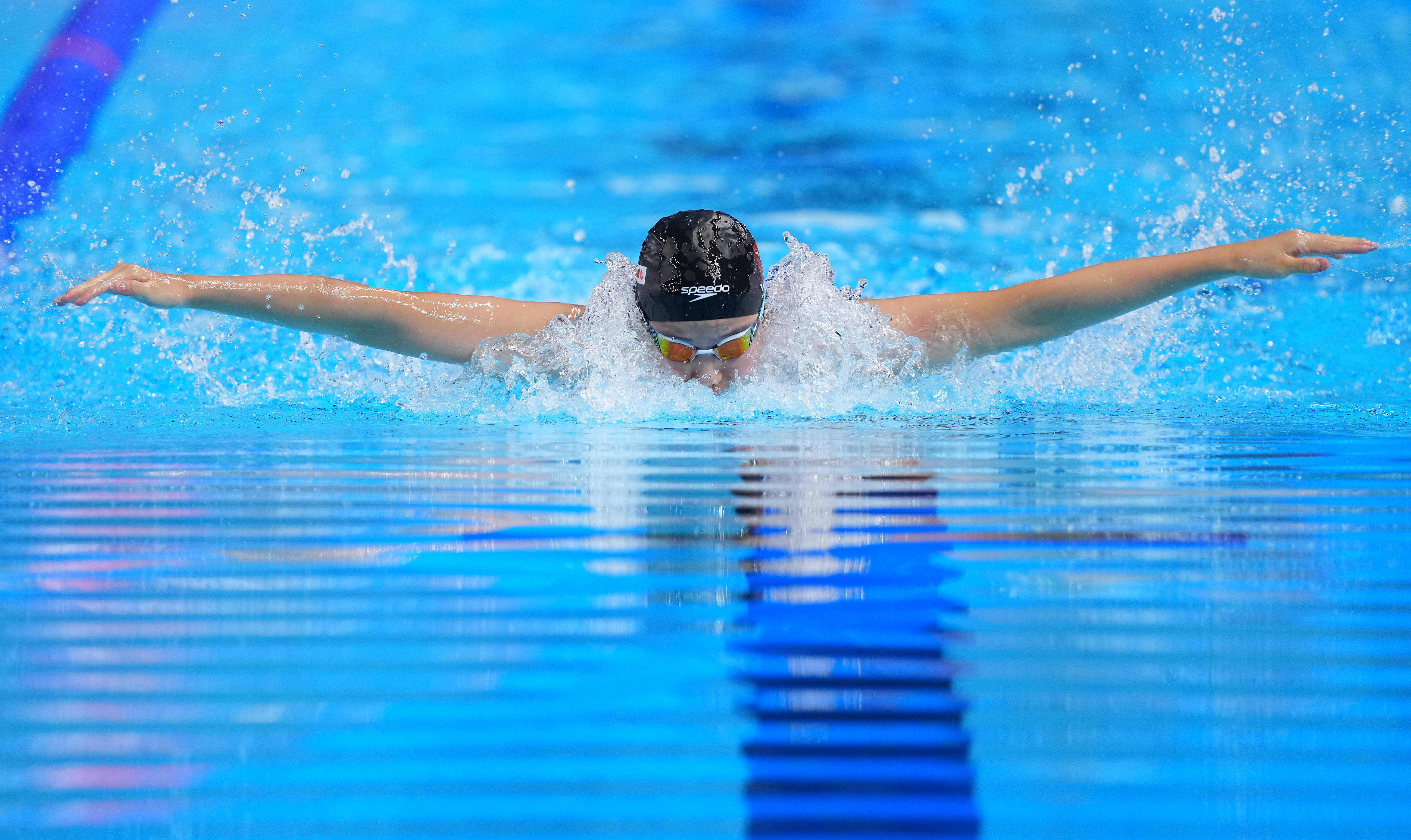 包含法国游泳选手在泳池中刷新个人最佳的词条 包含法国游泳选手在泳池中刷新个人最佳的词条