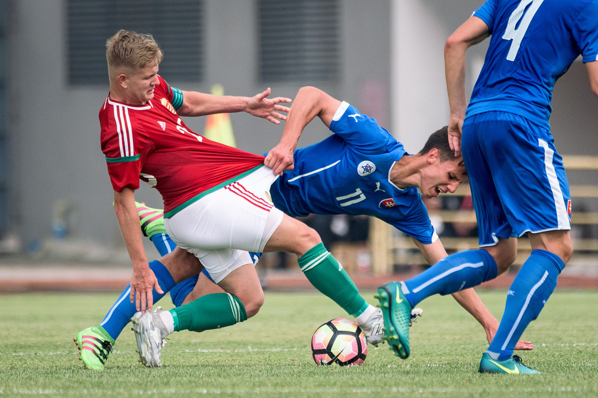 匈牙利与斯洛伐克的对决引发热议