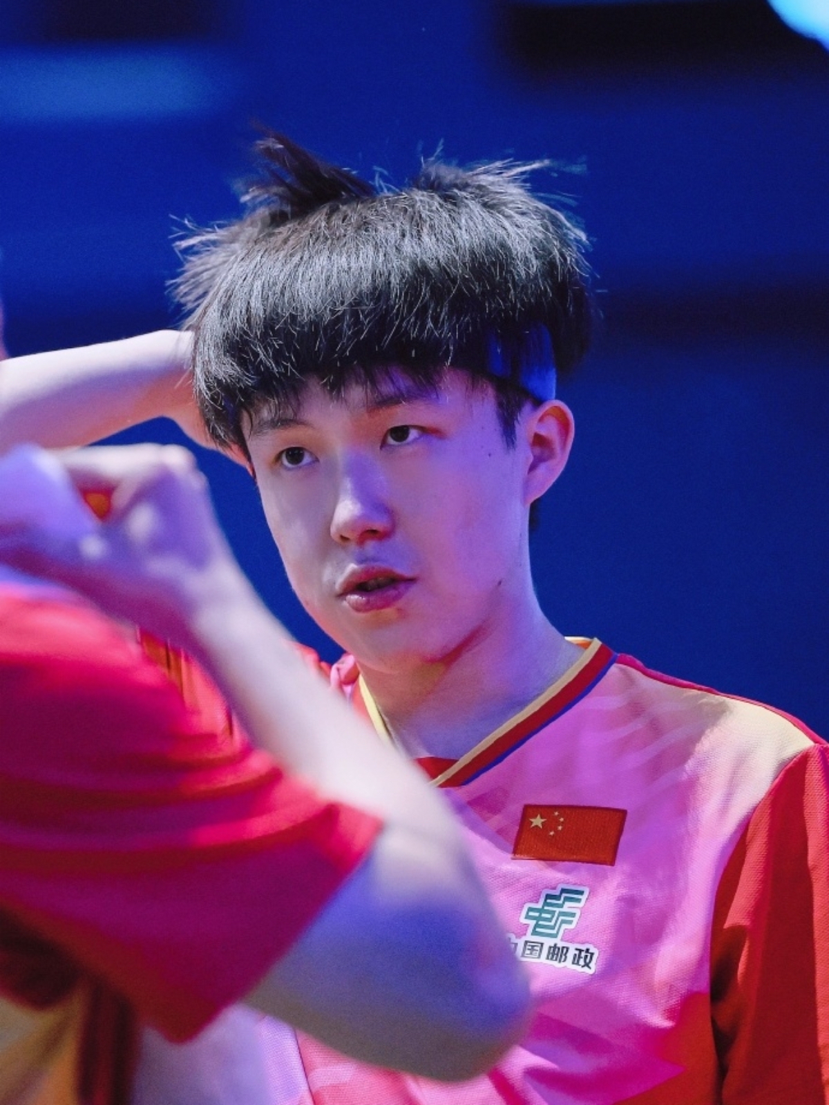 莱比锡红牛狂胜,瞄准冠军宝座猛冲 莱比锡红牛狂胜,瞄准冠军宝座猛冲