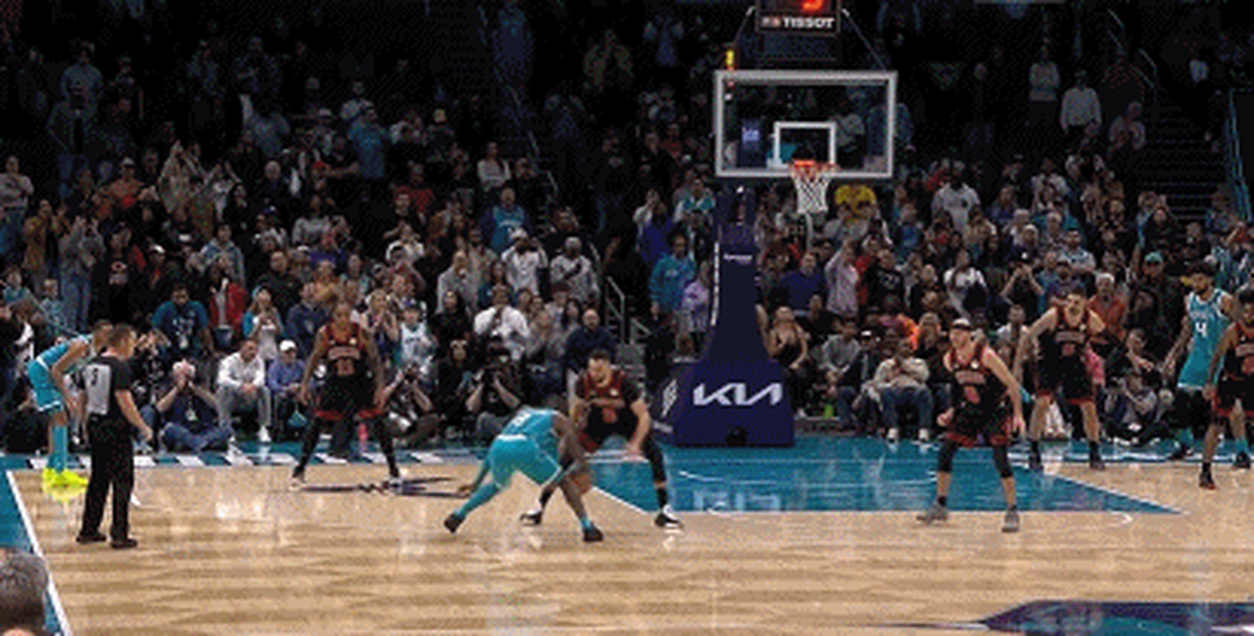 熊猫TV-黄蜂主场告捷,人客场力克公牛