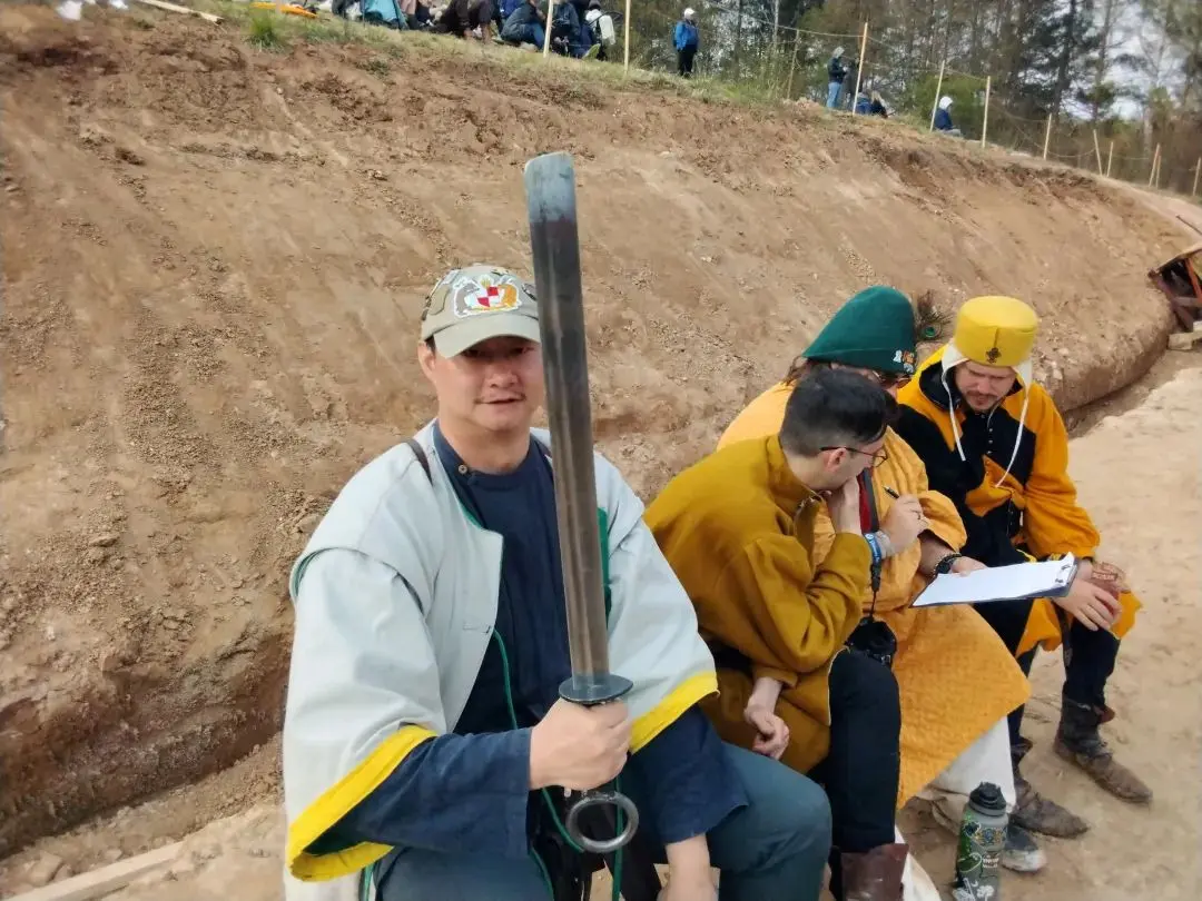 熊猫TV-塞尔维亚球队在希腊比赛中披荆斩棘