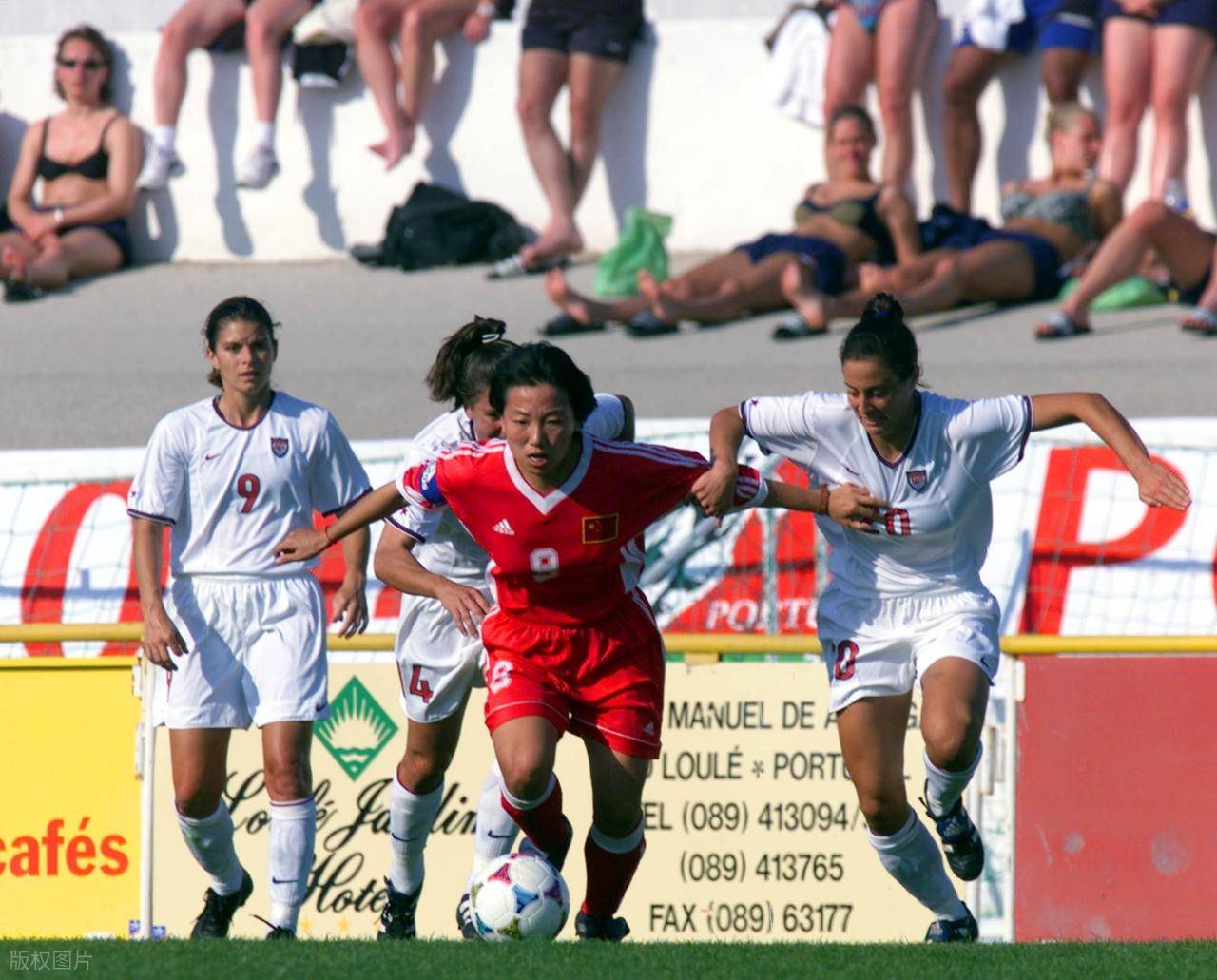 体育赛事直播-包含阳光女足展翅飞翔!斯洛伐克队晋级世界杯八强的词条