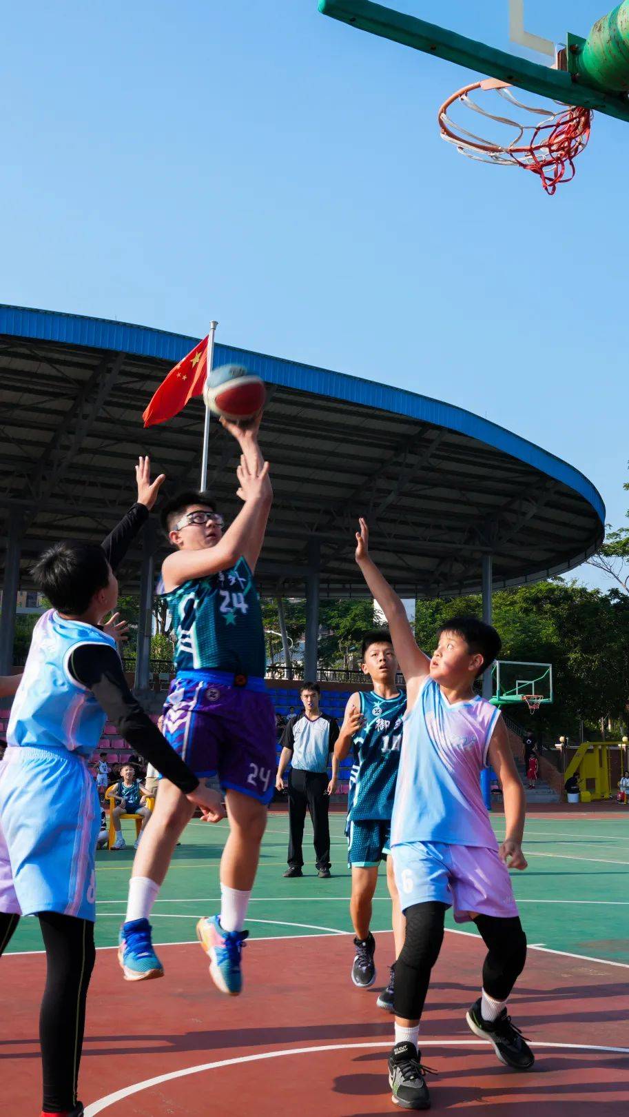 篮球比赛在世界各地引起轰动反响