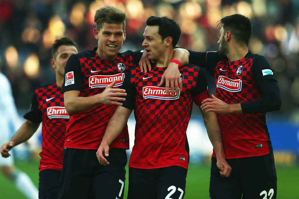 体育赛事直播-弗赖堡队员受伤，影响球队士气的简单介绍