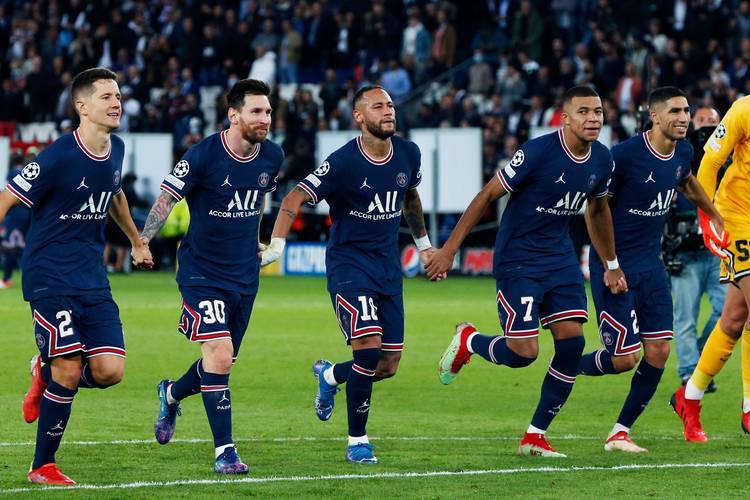 熊猫直播-关于巴黎圣日耳曼今夏引进巨星加强实力的信息