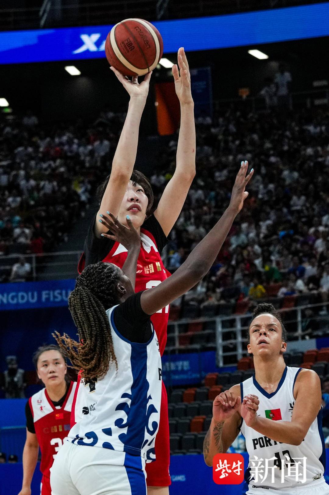 CLG鏖战FPX，Viper单局斩获MVP强强对话成都决赛之夜，成为赛场最大亮点