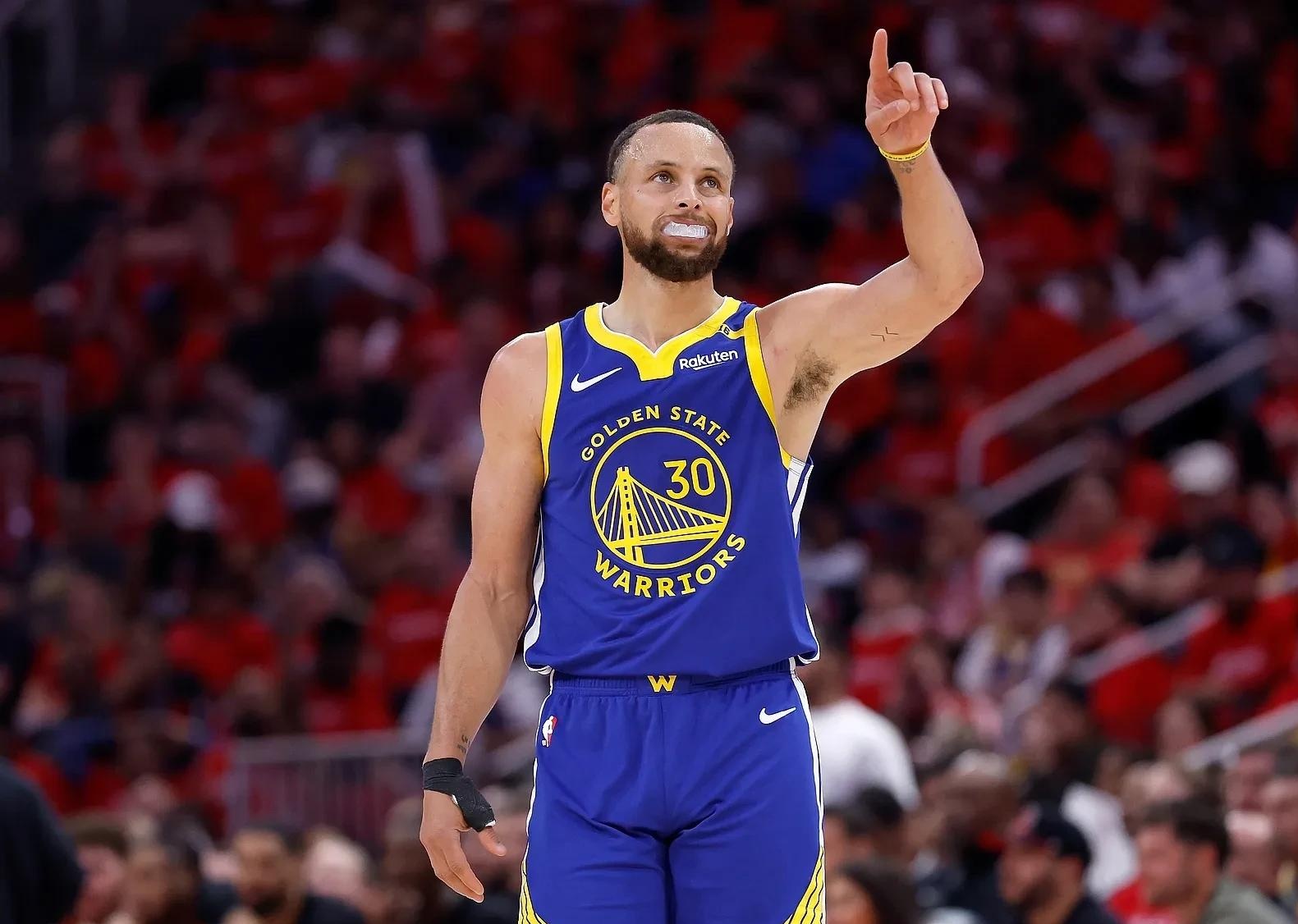 勇士新秀表现出色,季后赛或成为球队关键人物 勇士新秀表现出色,季后赛或成为球队关键人物