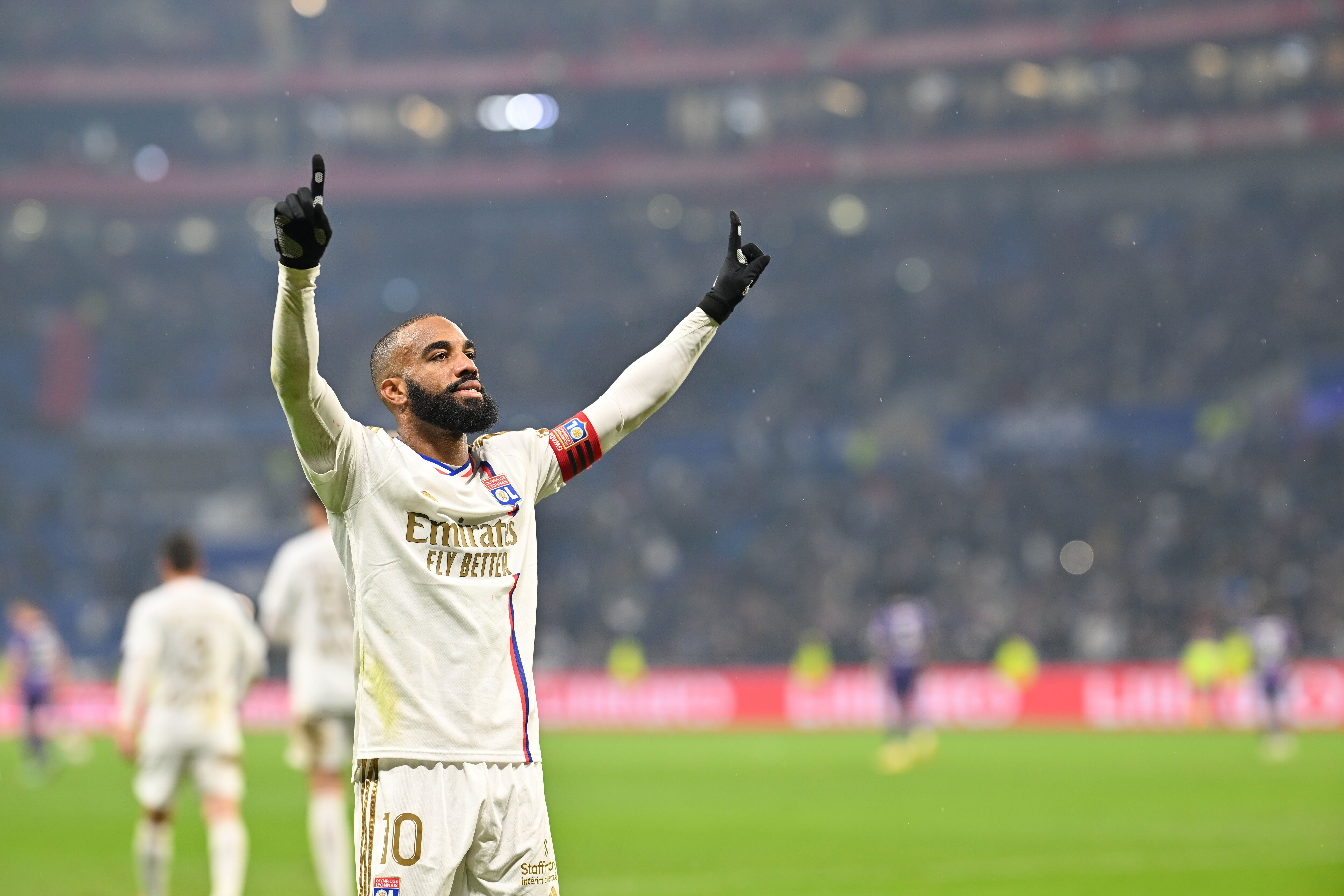 包含里昂队不敌对手,法甲积分榜下滑的词条 包含里昂队不敌对手,法甲积分榜下滑的词条